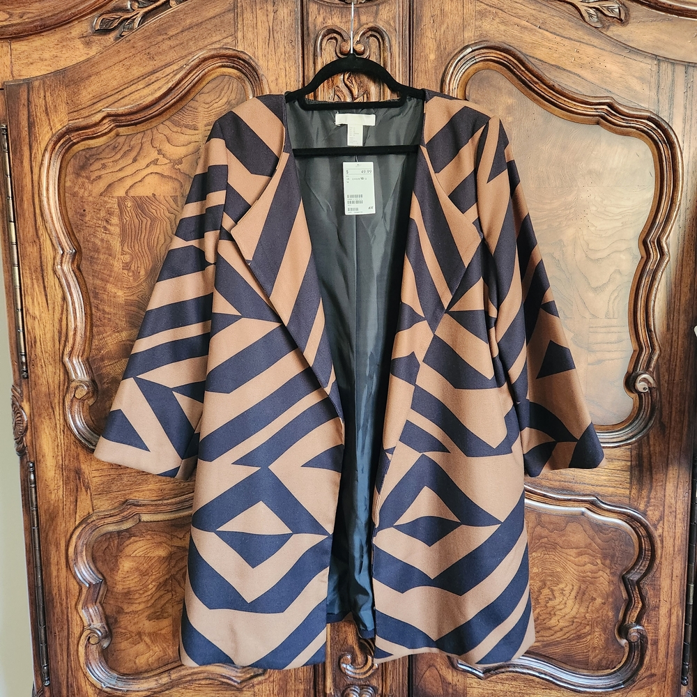 H&M Brown and Black Cape with Geometric Design